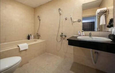 A25 Hotel - 221 Bạch Mai – Foto’s 8